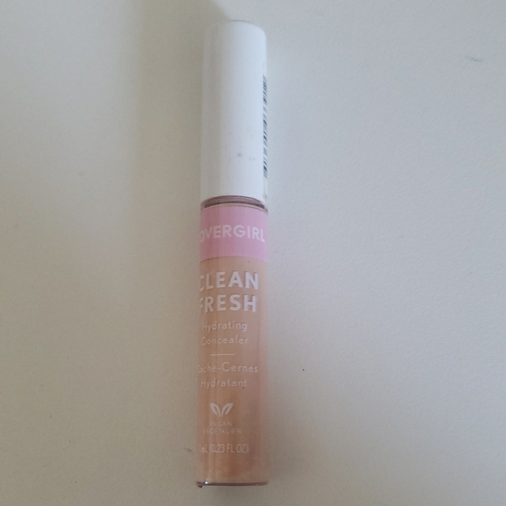 COVERGIRL Clean Fresh Hydrating Concealer - Light Pink